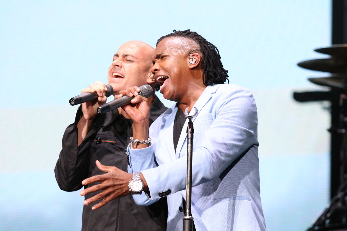 KingdomBound's tweet photo. Remember that moment when @PeterFurler and @Michaeltait7 sang "The Cross Has the Final Word" at #KB2017? You can hear them together again when the @newsboys UNITED tour comes to Buffalo this Sep! Pre-Sale ends tonight! Use code UNITED to access tickets now
https://t.co/FnfoTt4dgM https://t.co/aYVfnrX1Z4