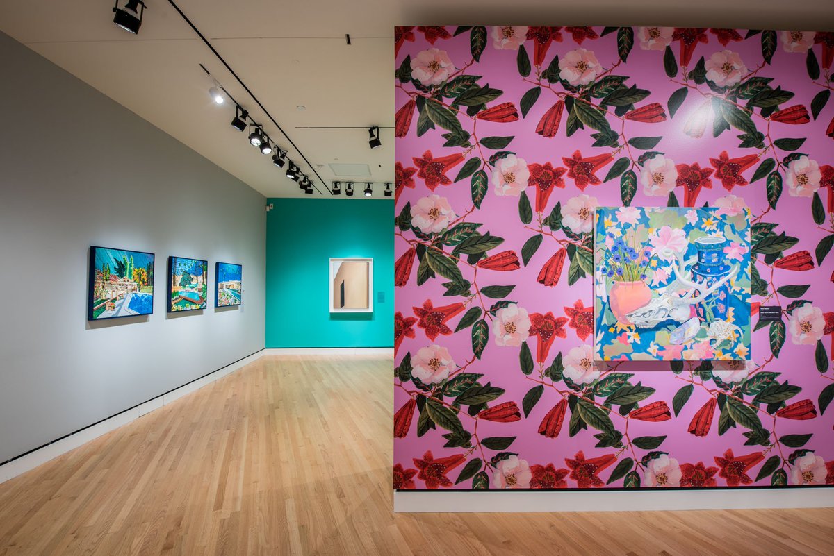 crystalbridges's tweet photo. Enormous flowers, luscious colors, landscapes, feminine forms, and still lifes. The Beyond: Georgia O'Keeffe and Contemporary Art is on view now! Tickets here: https://t.co/QSFgrxmlwE #CBbeyond https://t.co/37gFaEZUeF