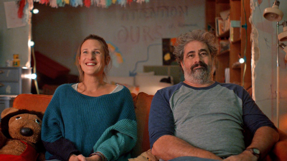 Cineinformacion's tweet photo. Aquí la Sinopsis de #UnaFamiliaPeculiar #CigarettesetChocolatChaud una comedia dramática francesa dirigida y escrita por #SophieReine con #GustaveKervern #CamilleCottin #HeloiseDugas @nuevaerafilms #uncinediferente https://t.co/ZZZPxhO2Ay https://t.co/92O4Stv49n