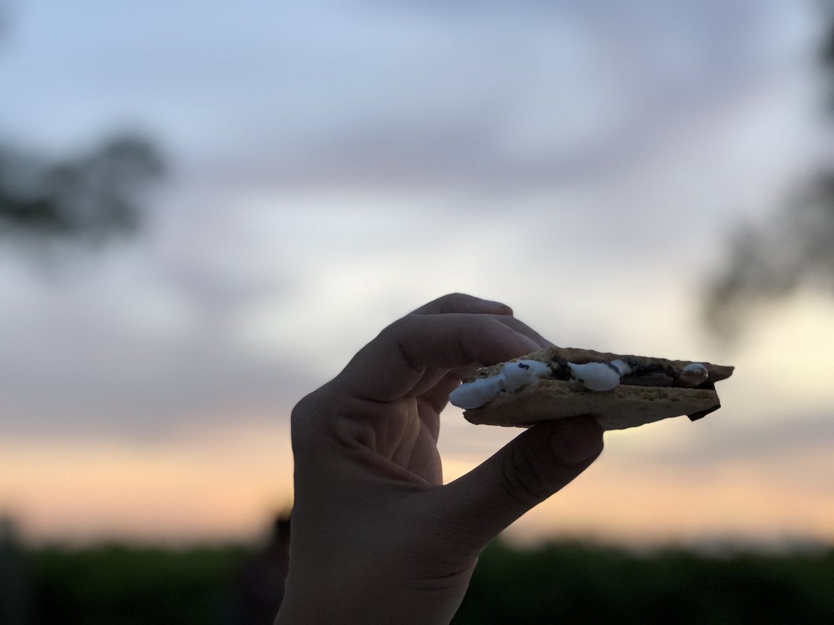 LovePeaceMommy's tweet image. S’mores at the beach! @TWResorts #FLAdventure #JustLetGo