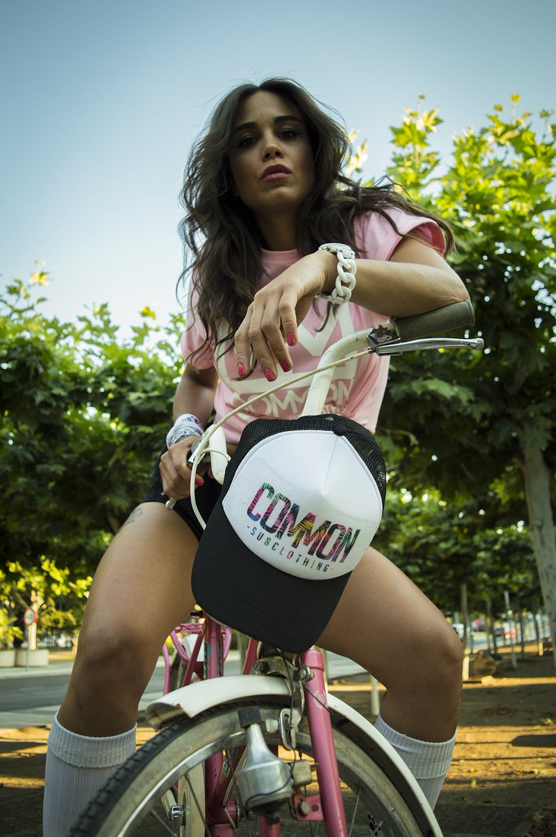 COMMONSCLOTHING's tweet image. Esta semana traemos nuevas movidas muy frescas, solo tenéis que estar al loro!  commonsuburbanclothing.com #WorldCupFinal #Granada