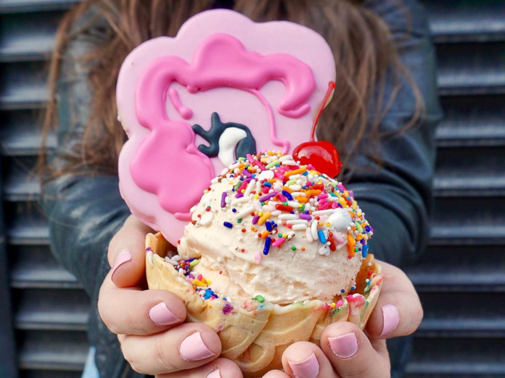 Boozy Ice Cream Cocktails Sundaes Dessert Game Summer Good