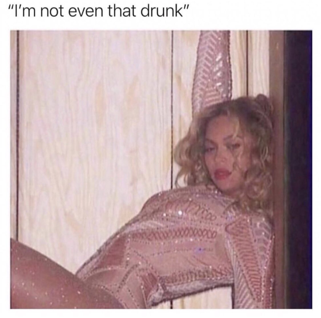 Ahhaha meee. 🍾🍾🍾