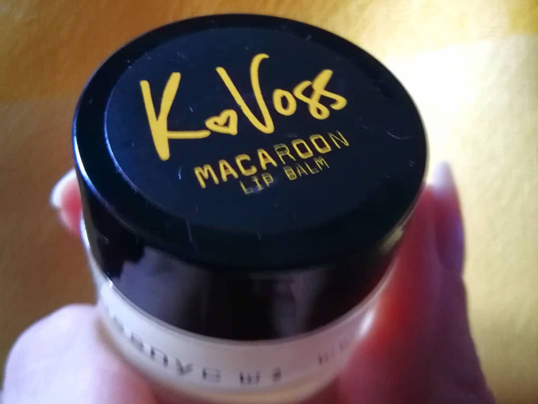 laucrazylau's tweet photo. #mac #kvoss #heyhoney #findingferdinand #kaleido #barralabios #exfoliante #prime #blush #lipbalm https://t.co/u1MTb38QRe