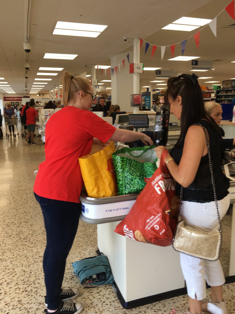 john_hobyuk's tweet photo. Brilliant day @Tesco with our #OUTSTANDING #HOBYUK volunteer team. £636 raised for our #youth #leadership programmes. Great generosity from the #Liverpool shoppers. https://t.co/iWuCb3V4qp