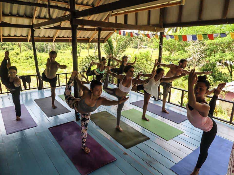Остров йоги. Йога ретрит. Панган йога. Ретрит для женщин. Йога в Таиланде.