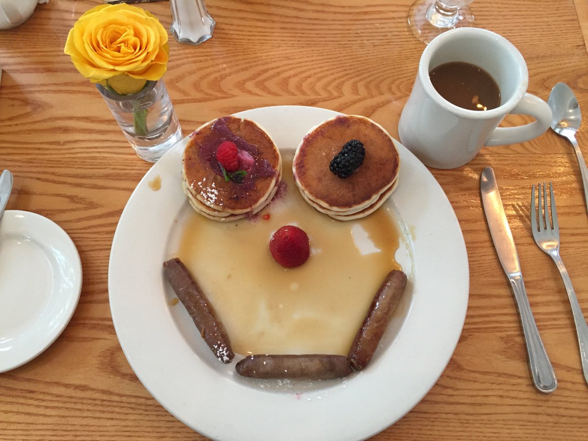 Sunday Brunch Smiles!