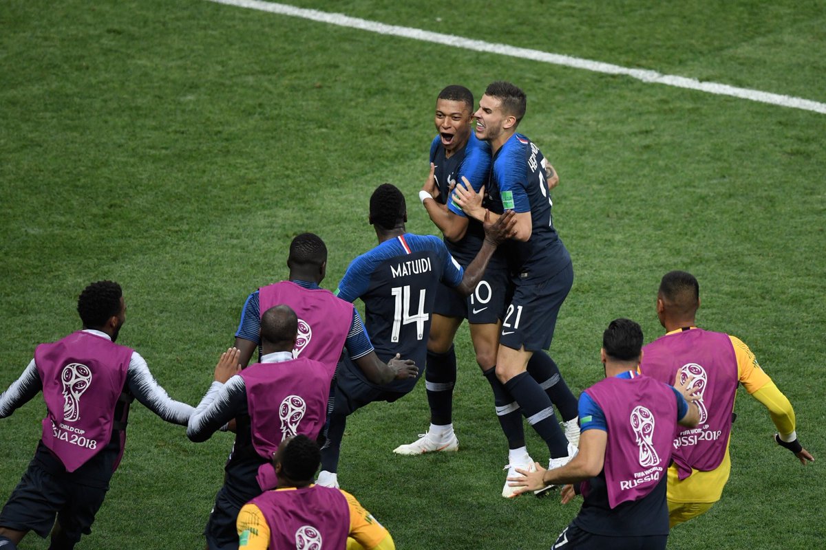 anaïs | 🇵🇸🍉 tweet media