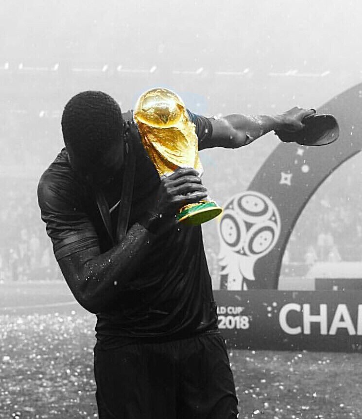 SaiNo23's tweet photo. @paulpogba iphone wallpaper 🤙 #PogTeam #MUFC #HereToCreate https://t.co/tKikBPUcL3