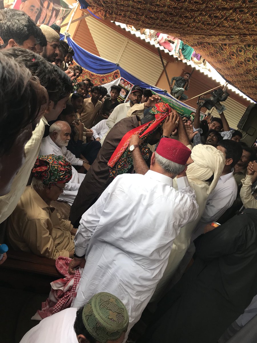 EhsanalishahPSF's tweet photo. A HuGe Crowd For election Work With Sain Syed ZulfiQar Ali Shah and Pir Hassan Shah Jeelani #JeayBhutto #JeaySainSyedZulFiQarALiShah (PS-48) #JeayPirHassanShahJeelani (Na-218) #TeerPyThappa #TaaraaTaalaaNhiChaleyGaa #TeerChaley #MirpurkhasBhuttoKaa #ElectionCampaign2018 https://t.co/eI7ZdoWyem