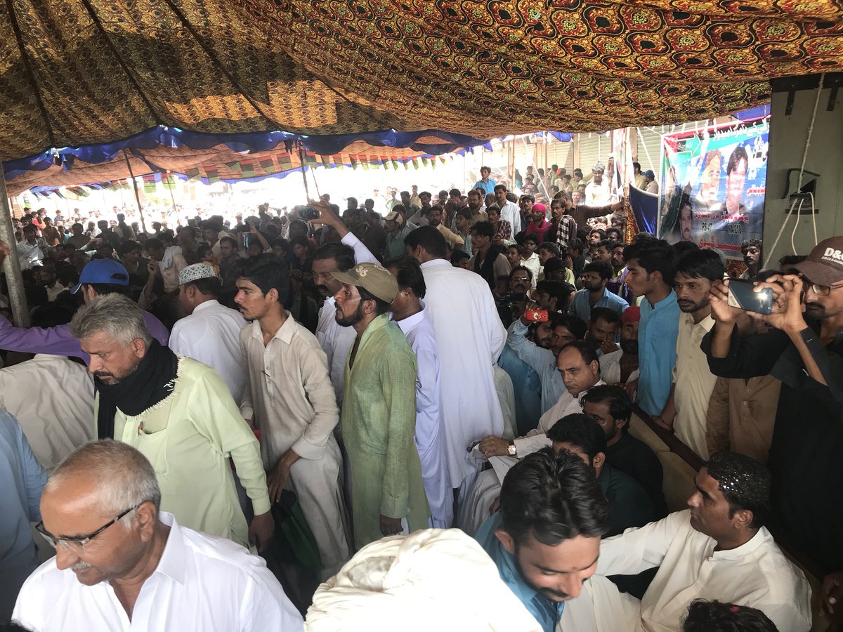 EhsanalishahPSF's tweet photo. A HuGe Crowd For election Work With Sain Syed ZulfiQar Ali Shah and Pir Hassan Shah Jeelani #JeayBhutto #JeaySainSyedZulFiQarALiShah (PS-48) #JeayPirHassanShahJeelani (Na-218) #TeerPyThappa #TaaraaTaalaaNhiChaleyGaa #TeerChaley #MirpurkhasBhuttoKaa #ElectionCampaign2018 https://t.co/eI7ZdoWyem