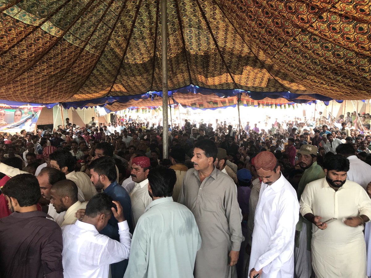 EhsanalishahPSF's tweet photo. A HuGe Crowd For election Work With Sain Syed ZulfiQar Ali Shah and Pir Hassan Shah Jeelani #JeayBhutto #JeaySainSyedZulFiQarALiShah (PS-48) #JeayPirHassanShahJeelani (Na-218) #TeerPyThappa #TaaraaTaalaaNhiChaleyGaa #TeerChaley #MirpurkhasBhuttoKaa #ElectionCampaign2018 https://t.co/eI7ZdoWyem