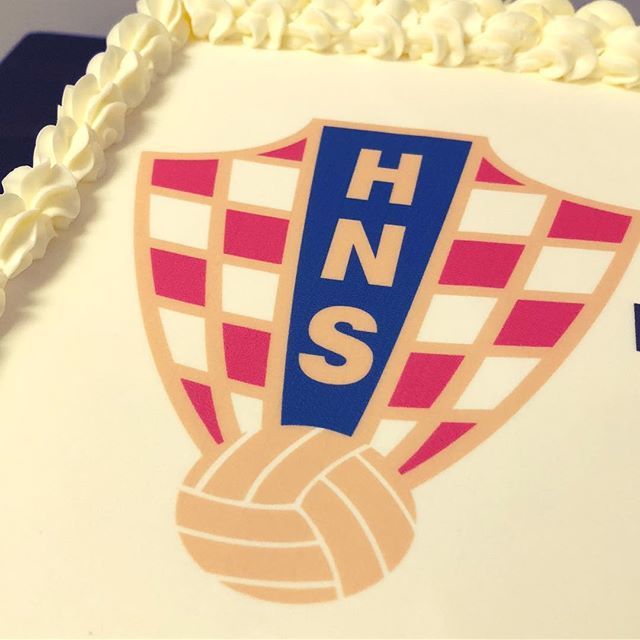 CakeRoyaleCakes's tweet photo. Still #1 in our hearts! ❤️congrats #Croatia on an amazing #worldcup2018 #volimhrvatsku #croatia #croatia🇭🇷 #croatiafulloflife #budiponosan #cakeroyale #streetsville #mississauga https://t.co/FnZ6bsOjVU https://t.co/PuFUIDPcPQ