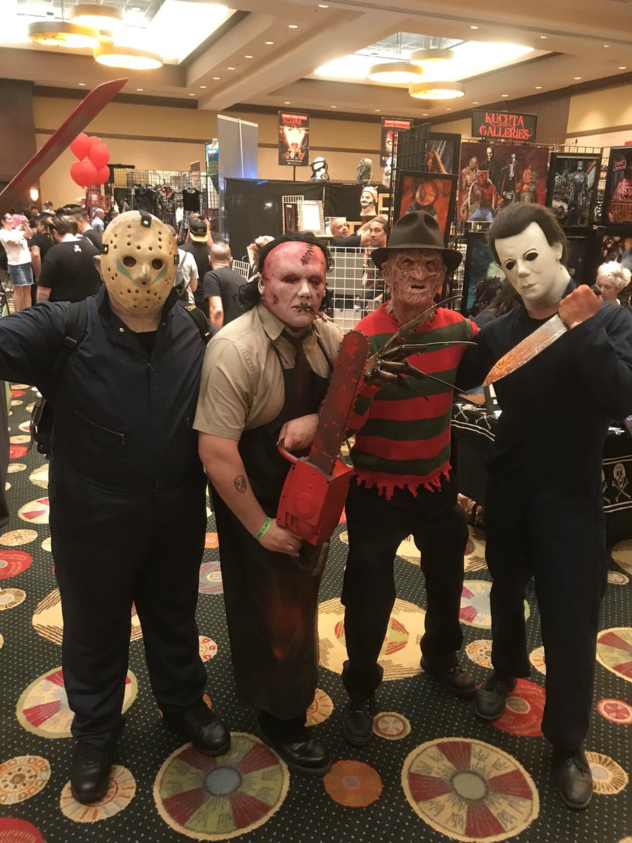 Hack_n_Slash13's tweet photo. #MadMonsterParty2018 https://t.co/hWobcl1PKs