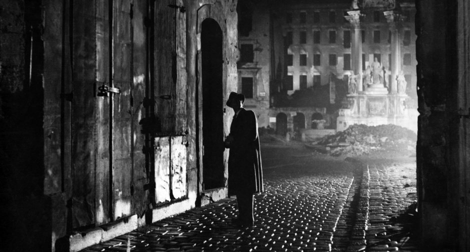 _Cinefilos_'s tweet photo. The Third Man (1949)

Cinematographer: Robert Krasker https://t.co/kJZB0pHDTf
