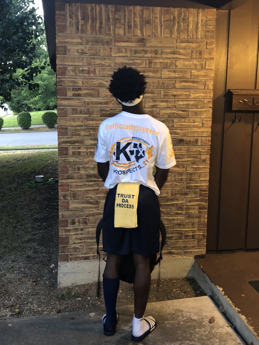 TyjayzeonBell's tweet photo. Somebody gone notice..👀👀👀 https://t.co/IRV1APtwX8