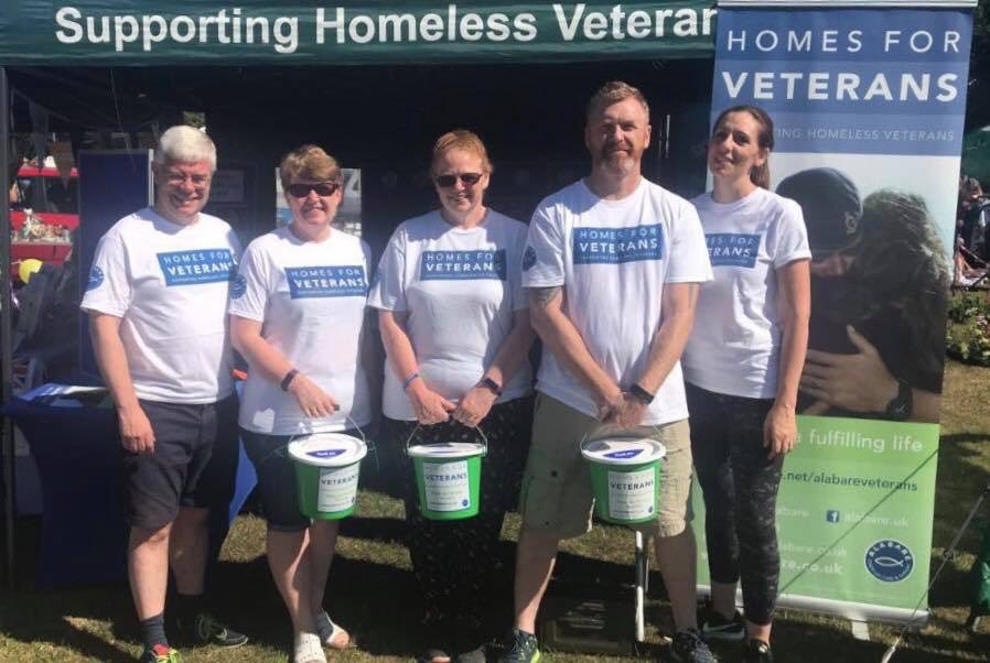 H4V_Alabare's tweet photo. The ⁦@H4V_Alabare⁩   team were out today in #Durrington #endhomelessness for #Veterans https://t.co/5YpsJAKLkP