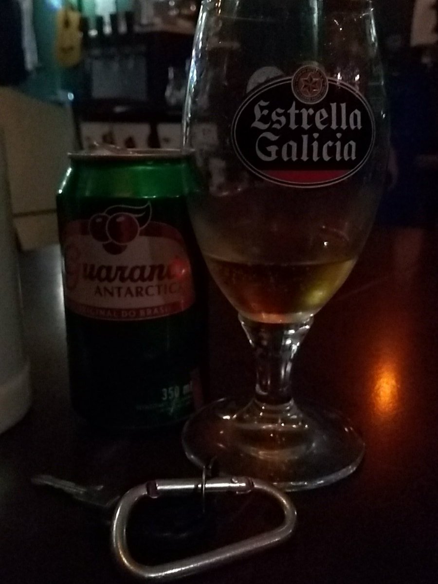 JeProfdeQuimica's tweet photo. Alguém precisa dirigir! #MotoristaDaRodada https://t.co/671ooZIbPr
