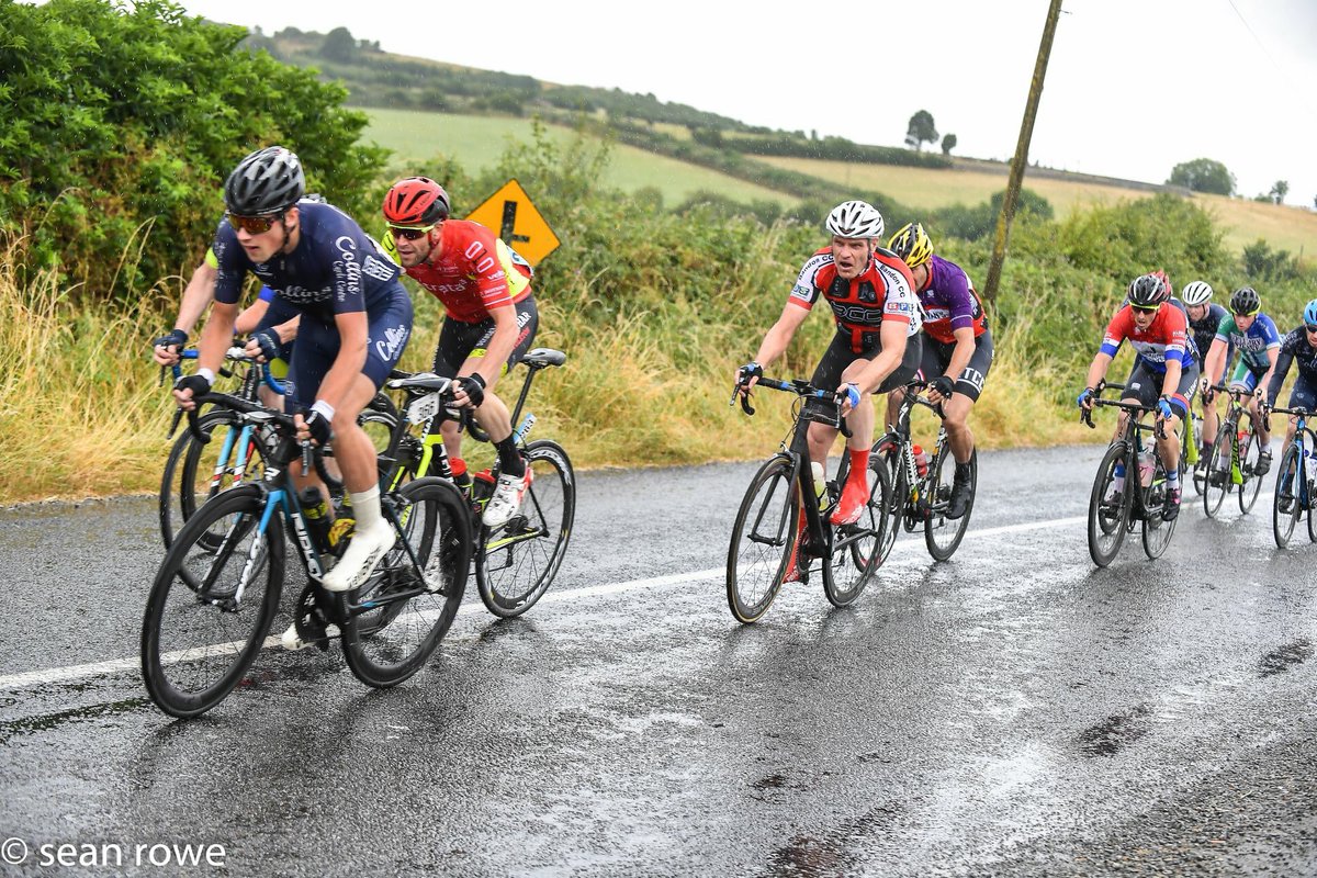 Strata3VeloRev's tweet photo. Top riding by 2 of the team, #DarrenAllison #MickFitz taking 3rd &amp; 4th today in Golden, Tipp 
@VeloRevolution @strata3 @010ie @NutraminoIRL @KillarneyPark @DeenaEnergy @RotharAn https://t.co/6VtdGGJE5C