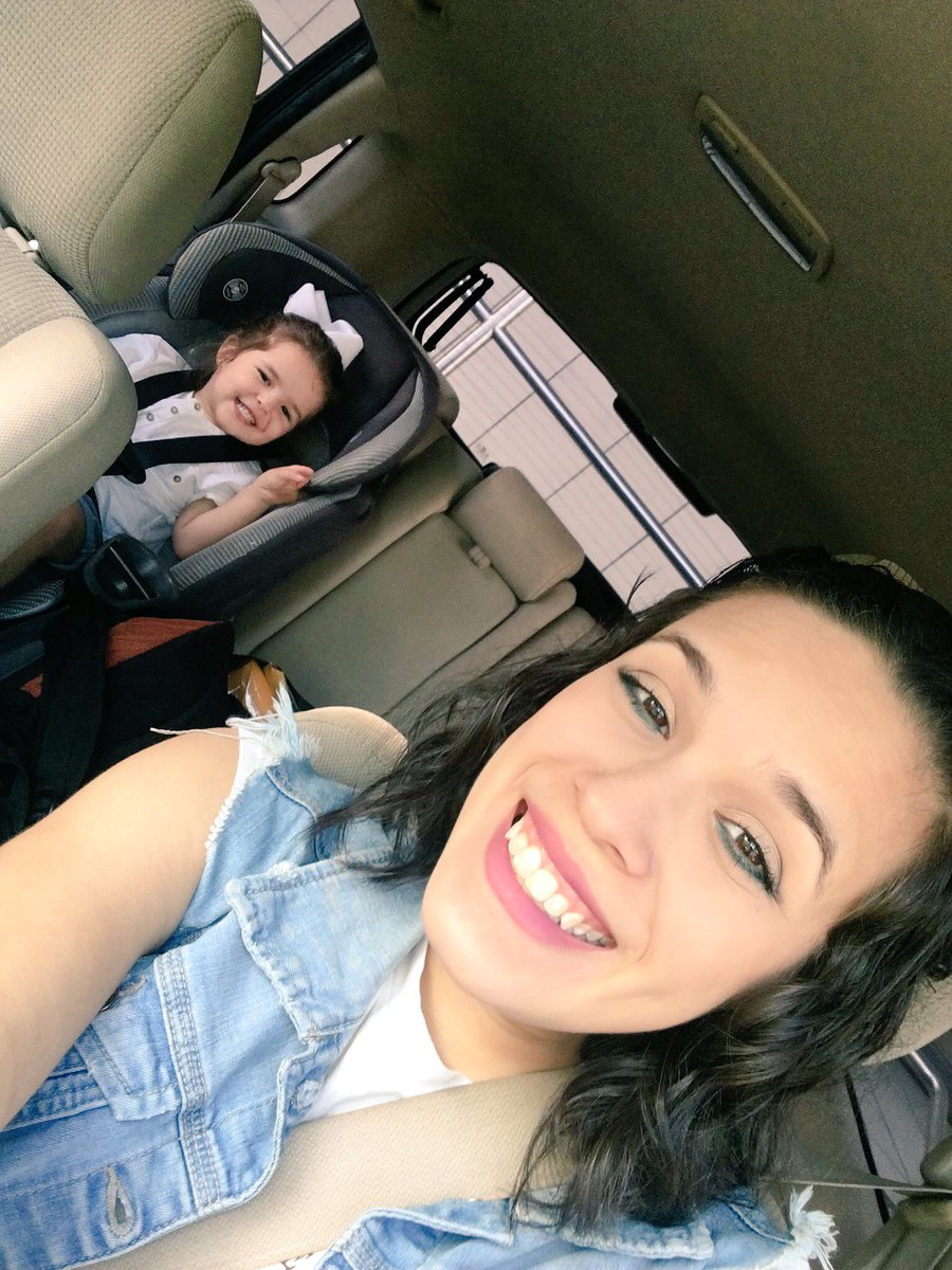 MamaEnApuros507's tweet image. #FelizDiaDelNiño a mi niña hermosa, mi #AnaTerremoto! ...y es que sin ella yo no sabría lo que es volver a ser una niña nuevamente! 

#SOSMamaEnApuros #MamaEnApuros507 #TheHappyNow #LiveTheLittleThings #MamaBloguera #MaternidadReal #MamaReal #MamaLatina #Maternidad #MamaEnPanama