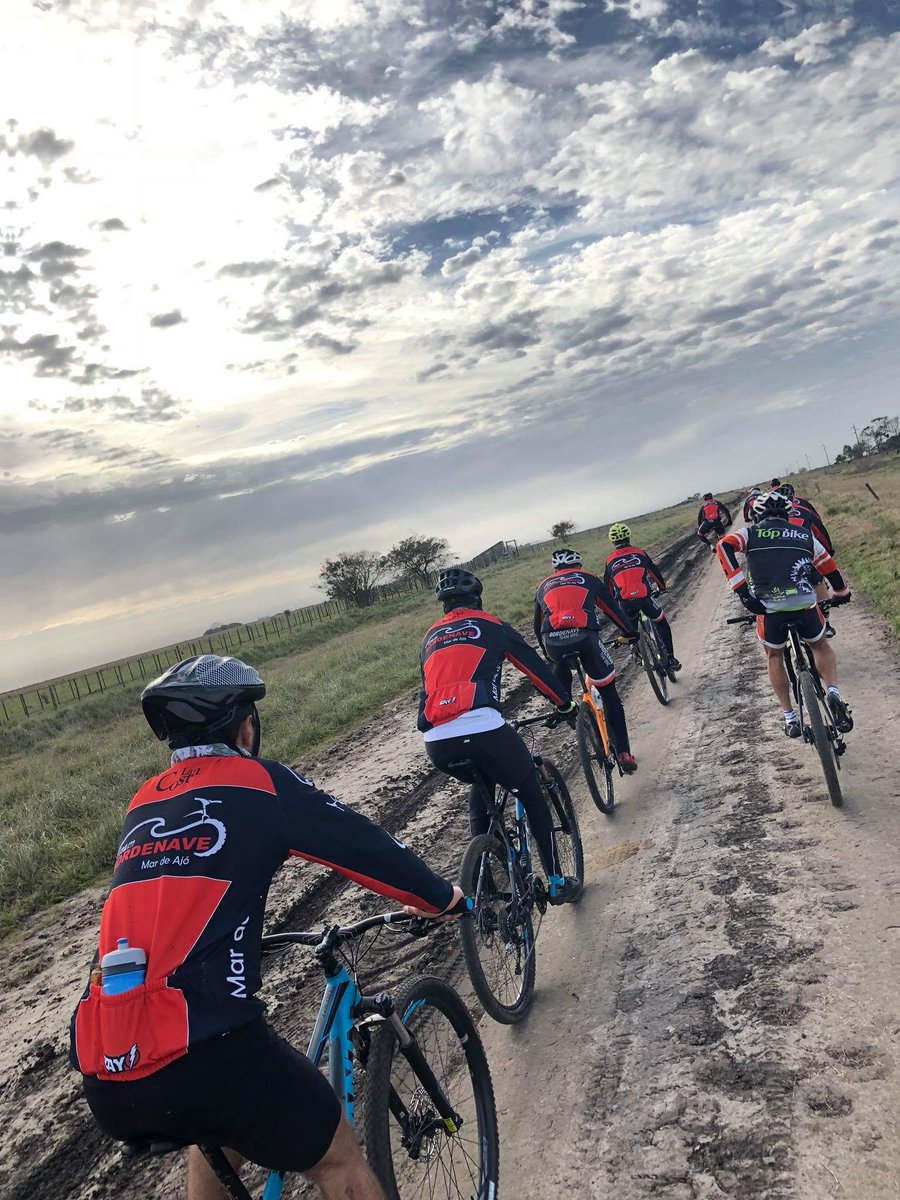 PForgit's tweet image. Fondo de Domingo... Cumplido 💪.
65Km junto a #TeamBordenave 🚴.
Se vienen Nuevos Objetivos.
@GPSmundo @enanutritionals @OptitechOficial @somossox
