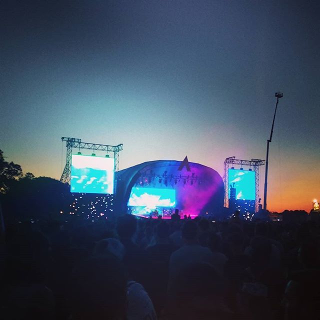 Nick_Bruni's tweet photo. Tame Impala @ Citadel festival #tameimpala #citadel #festival #london https://t.co/2mmfzvbn51 https://t.co/CFCswyDNHB