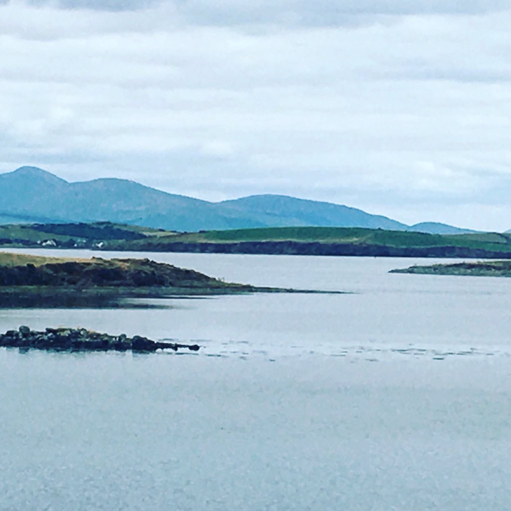 Fitting that on the Anniversary of the day our Founder  sadky lst her battle with the Cancer Dragon we are returning from a-trio to see Unas family in Ireland , Its no surprise that having ancestry in such a beautiful place  Una was filled with Courage &amp; Sparkle