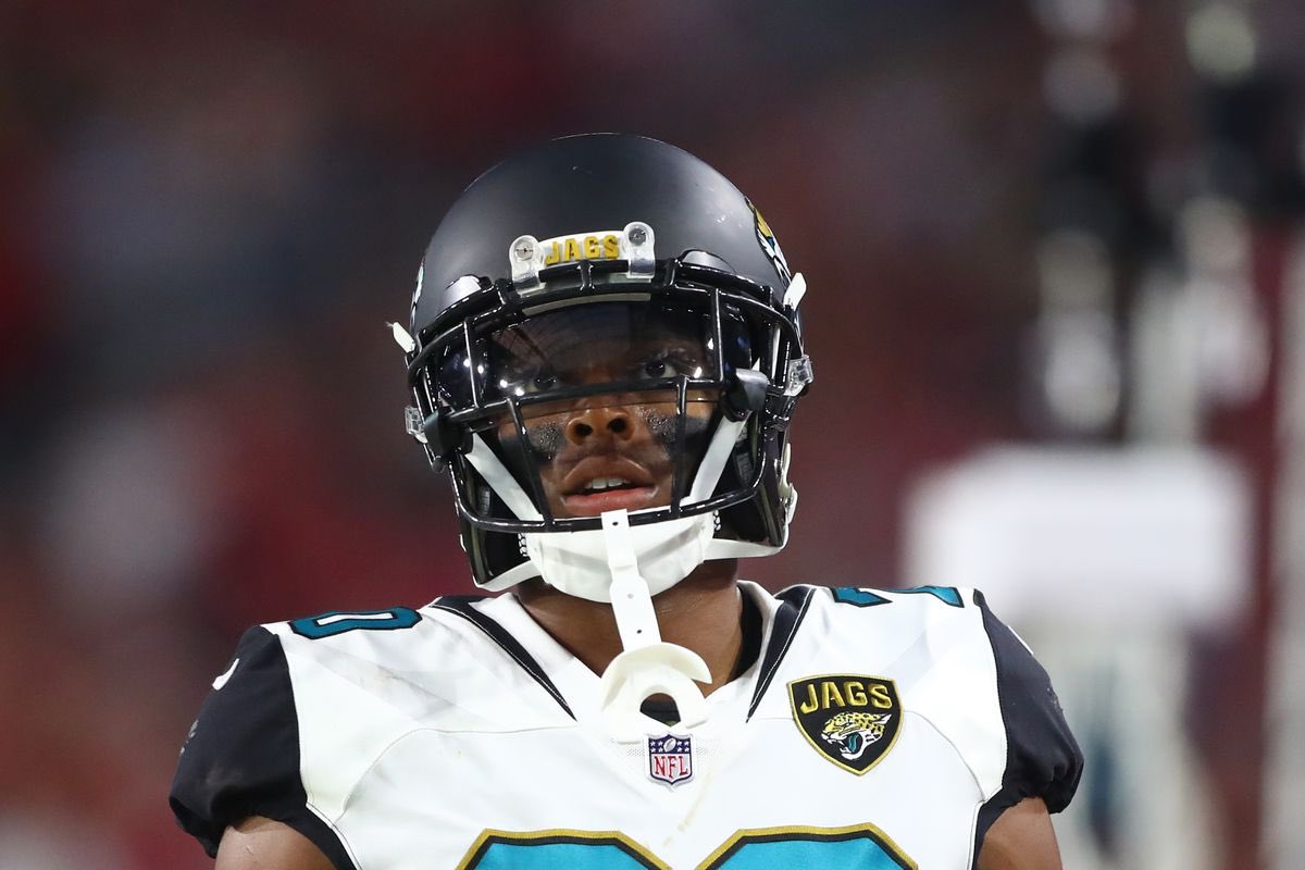 jalenramsey's tweet photo. The crown is broken in pieces but there’s more in my possession... there’s a whole lot in my possession #AlmostTimeAgain https://t.co/rUeNZAIJwM
