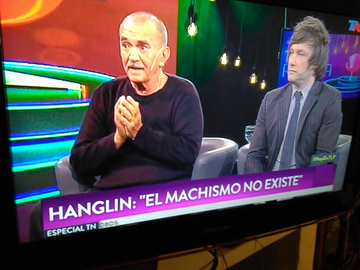 quintajm's tweet photo. Esto y "Argentina es un país feminista"...
#Hanglin y cómo decir tantas boludeces por segundo. https://t.co/pfviam76JW