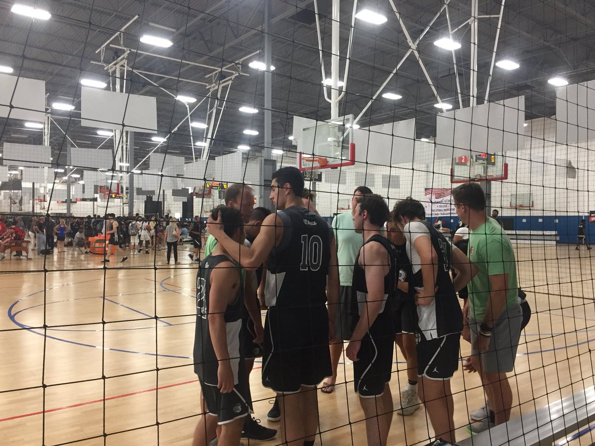 BryceRHilton's tweet photo. 6-0 this weekend at the #wcesummerkickoff with @3BallHoops! https://t.co/iAGFMlGRBY