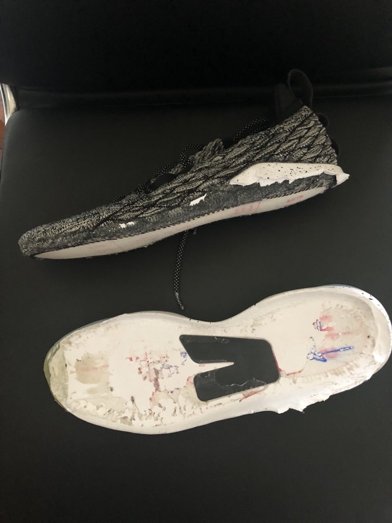 AmandaWeitzel1's tweet photo. Hard to believe: six week old #Nikelebron XVLows split in half during game at LA showcase tournament. #disappointed #nomorenikesforus #nike https://t.co/srNOg0y1z6