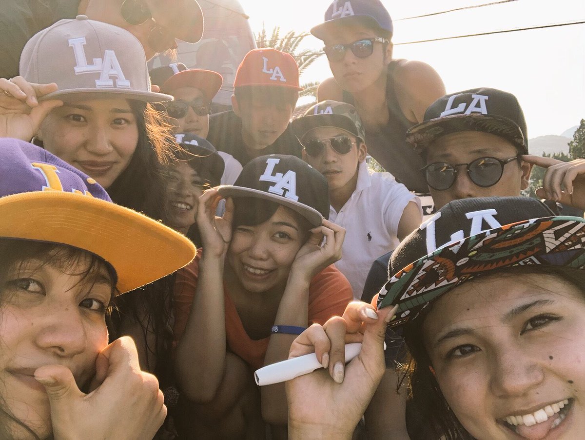 1118mino's tweet photo. ダサいが際立つSHU-RUの夏

featuring #LA帰りのただしのお土産 https://t.co/kOayB21oFE