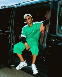jordan105fm's tweet photo. Hello #JordanNation, today is our star boy's birthday. Happy birthday to @wizkidayo.Tell us your favorite wizkid song(s) and we're going to play it for you as from 10am. Cc @WizkidFC @WizkidSource https://t.co/nixarIZldQ
