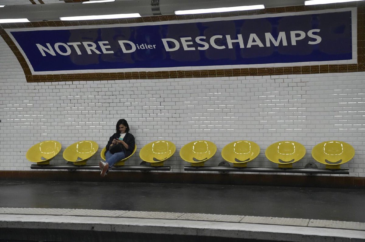 yan_rodriguez's tweet photo. [#MerciLesBleus] La #RATP fête le titre de champion du monde de l’@equipedefrance en changeant le nom de ses stations.🤩 Magique ⭐️⭐️. https://t.co/AaKHHLXawj