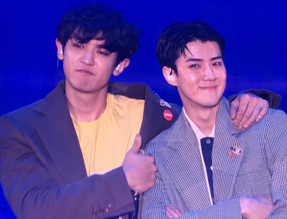 phantomofeden_'s tweet photo. 𝘺𝘰𝘶 𝘨𝘰𝘯' 𝘧𝘦𝘦𝘭 𝘥𝘰𝘯'𝘵 𝘸𝘰𝘳𝘳𝘺
𝘦𝘷𝘦𝘯 𝘪𝘧 𝘪𝘵 𝘳𝘢𝘪𝘯𝘴, 𝘸𝘦 𝘤𝘢𝘯 𝘴𝘦𝘦 𝘵𝘩𝘦 𝘣𝘭𝘶𝘦 𝘴𝘱𝘳𝘪𝘯𝘨 𝘴𝘬𝘺 / 𝙘𝙪𝙯 𝙬𝙚 𝙮𝙤𝙪𝙣𝙜 https://t.co/Ve8DEobIcb