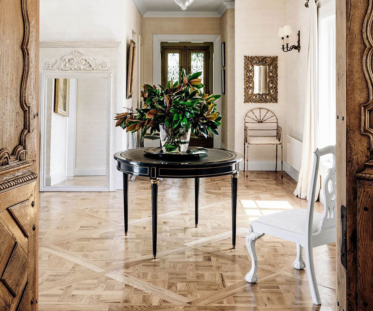 scarcere's tweet photo. 10 key elements of French provincial style - How to nail one of the most enduring interior design styles of all time. https://t.co/Vpber453Zu https://t.co/CJGcGYlvkx