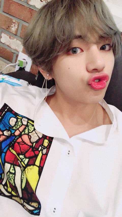 bts fancafe on Twitter: "TAEHYUNG 16.07.2018 Hello! Thanks for giving