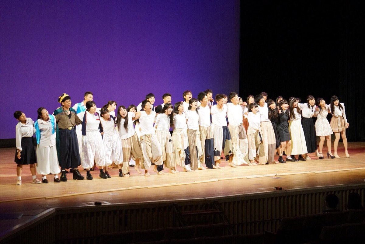 0yvvj's tweet photo. おそらく最後の投稿

八宝祭でたくさんの思い出作れました〜✌️
有志はホンマにみんなが盛り上がってくれて最高やった！
体育祭はみんな一生懸命で最高！
劇は大根すぎて迷惑かけてしまった笑
みんな演技上手すぎて最高やった笑
とにかく最高やった笑笑 https://t.co/6cEgxXhNdQ