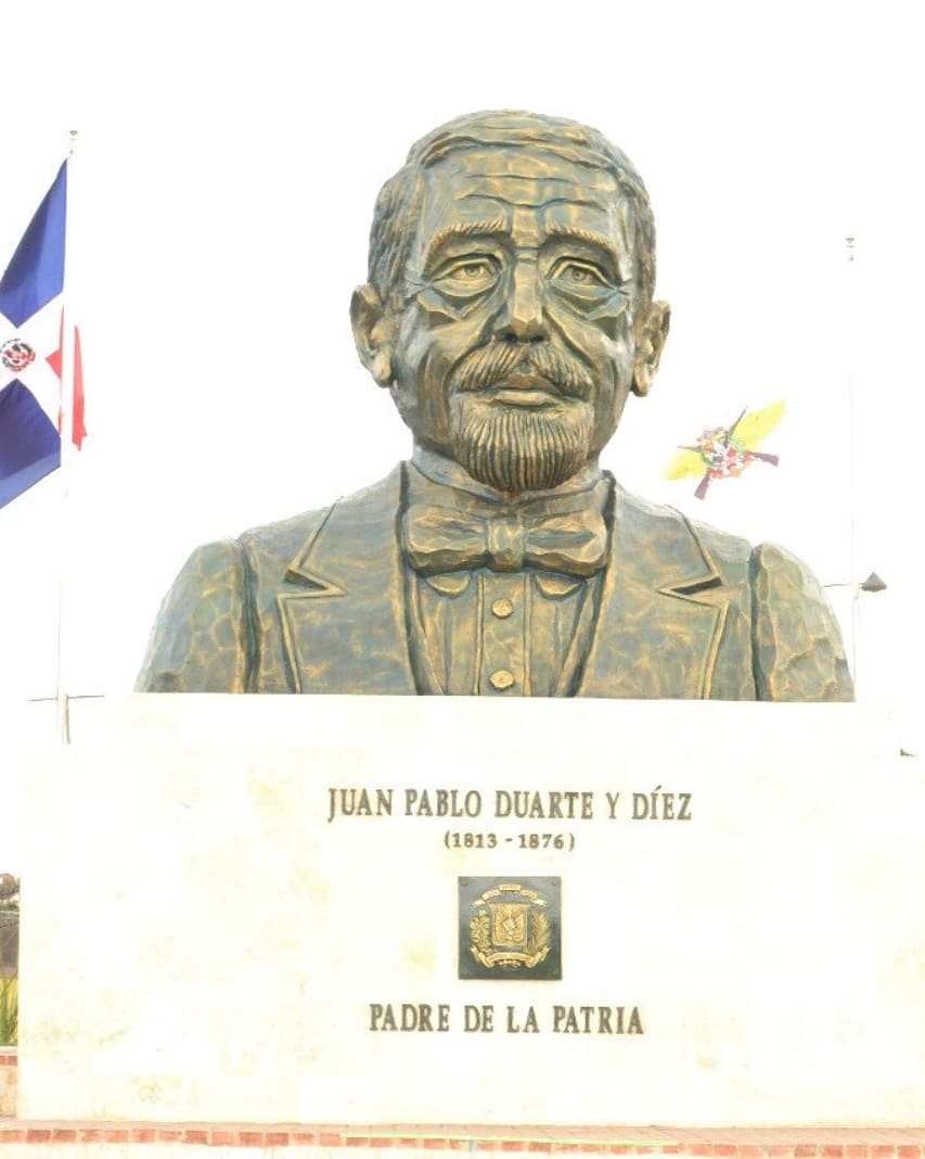 Fabio809's tweet photo. Lo que faltaba, ahora el PLD le robó el rostro a uno de nuestro padre de la patria Juan Pablo Duarte #jesumanifica https://t.co/OaOZ1OtIyv