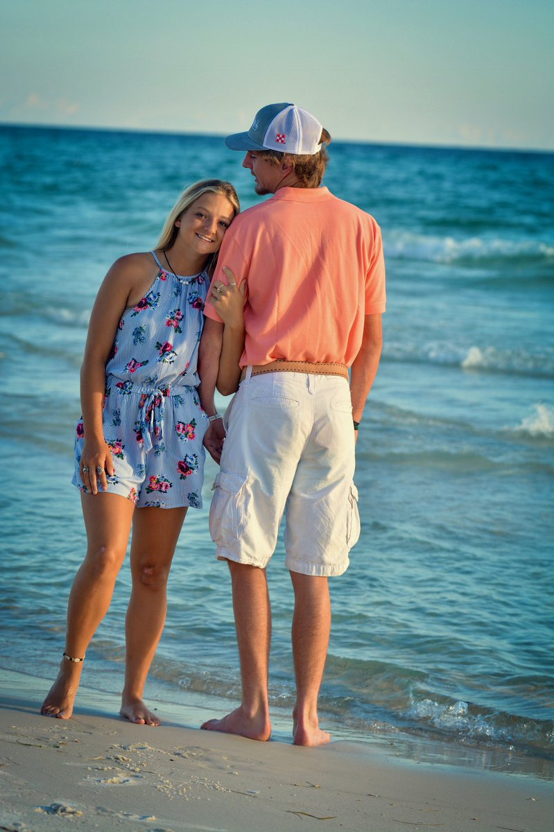 MaciSanders's tweet photo. PCB with my love❤️ https://t.co/gZWMyymEb2