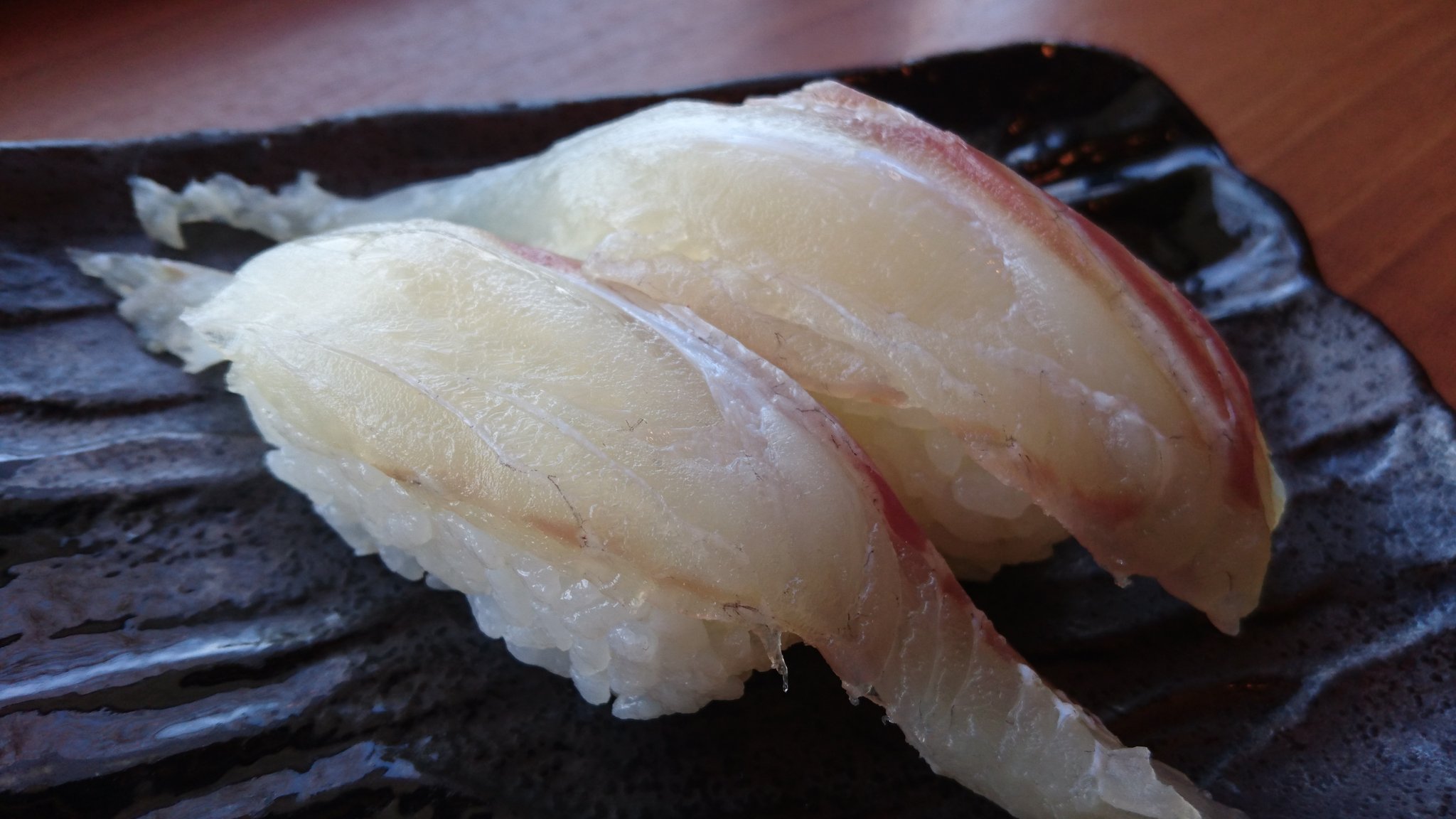 ট ইট র 回転寿司魚忠 太平通店 本日も元気に営業しま す 天然石鯛 愛知県産 天然鱸 愛知県産 生とりがい 愛知県産 うまき 自家製 他にも天然物 旨いお寿司ご用意してます ご来店お待ちしてま す T Co Zlrla3b7vo ট ইট র