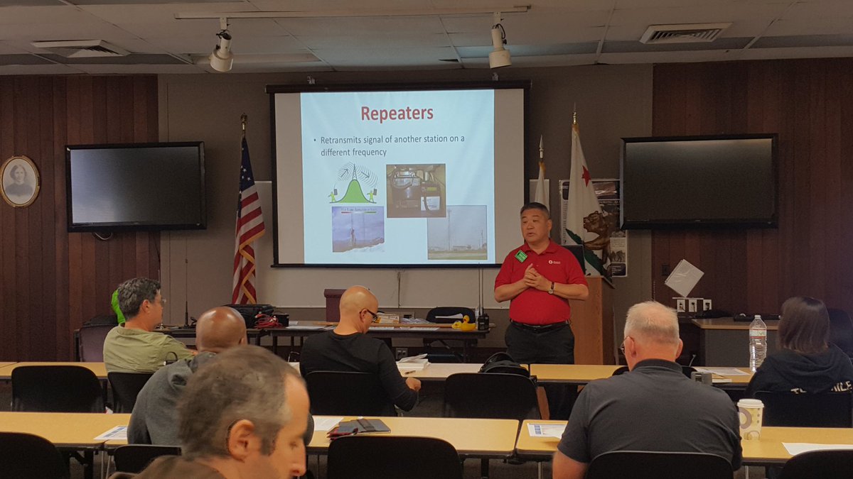 jane3000b's tweet photo. 9 new Technician License HAM's. Great for disaster communications, or hobby.  General level class in 8 weeks. @RedCrossLA ,#RedCross https://t.co/u4mNov2MeX