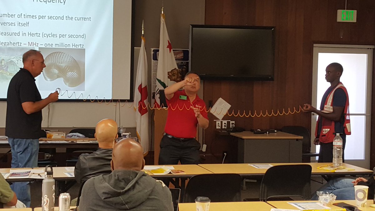 jane3000b's tweet photo. 9 new Technician License HAM's. Great for disaster communications, or hobby.  General level class in 8 weeks. @RedCrossLA ,#RedCross https://t.co/u4mNov2MeX
