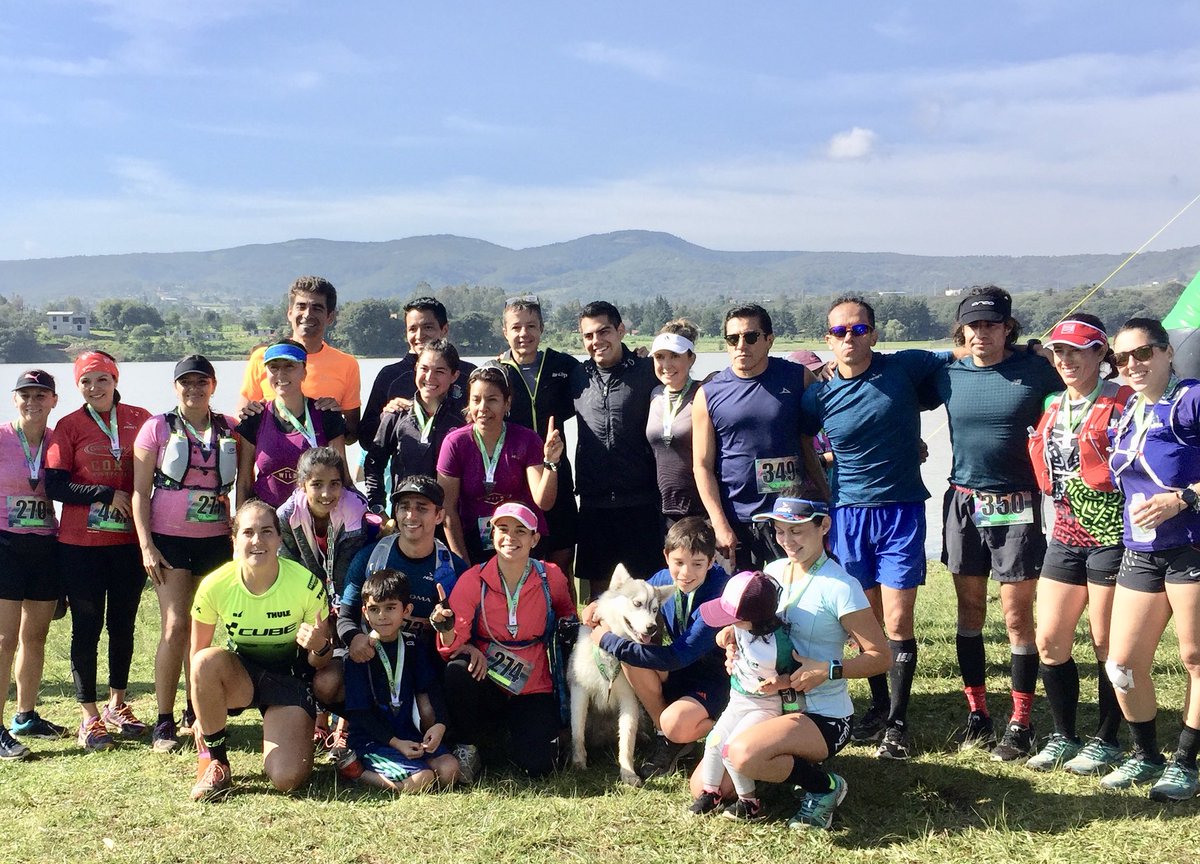 fabiolacorona's tweet photo. Trail Run 10k GreenWalker
Reseña lista 👇🏼
https://t.co/HVXxTbreL2 
Team Inmortales by @lalomaqueretaro 
#CubeWoman #HammerArmy #CepCompressionMx #BuffMx #ThuleMx #runoncloudsmx #rathlete #AutoExpressOlvera #UvexRider #SchwalbeMexico #DisfrutaElCamino #Isa40:31 https://t.co/b5ZFC0QNCP