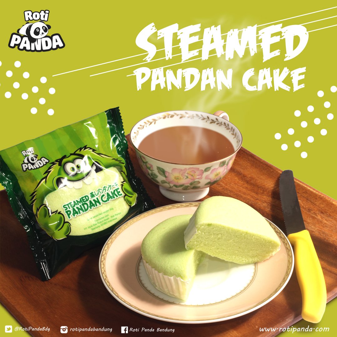 RotiPandaBdg's tweet photo. Pagi-pagi enaknya ngeteh nih apalagi ditemenin dengan Steamed Pandan Cake dari Roti Panda pastinya bakal lebih nikmat bersama dengan teh hangat😋😋 #steamedpandancake #cakenyaindonesia #cakenyabandung #oleholeh #oleholehbandung #khasbandung #cakesarerea #rotikering #bandungjuara https://t.co/fbHqaVrWBz