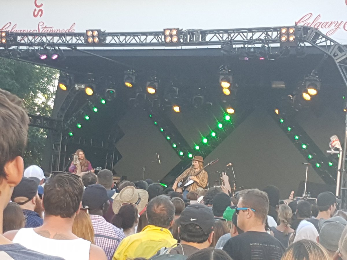 YYC_MusicAwards's tweet image. Calgary's own @TheStaticShift opens up the show on the last night of of #Stampede2018 @calgarystampede @CS__Media  #yycmawinners #yycmusic #yyc #calgary #calgarymusic #cokestage #summernights