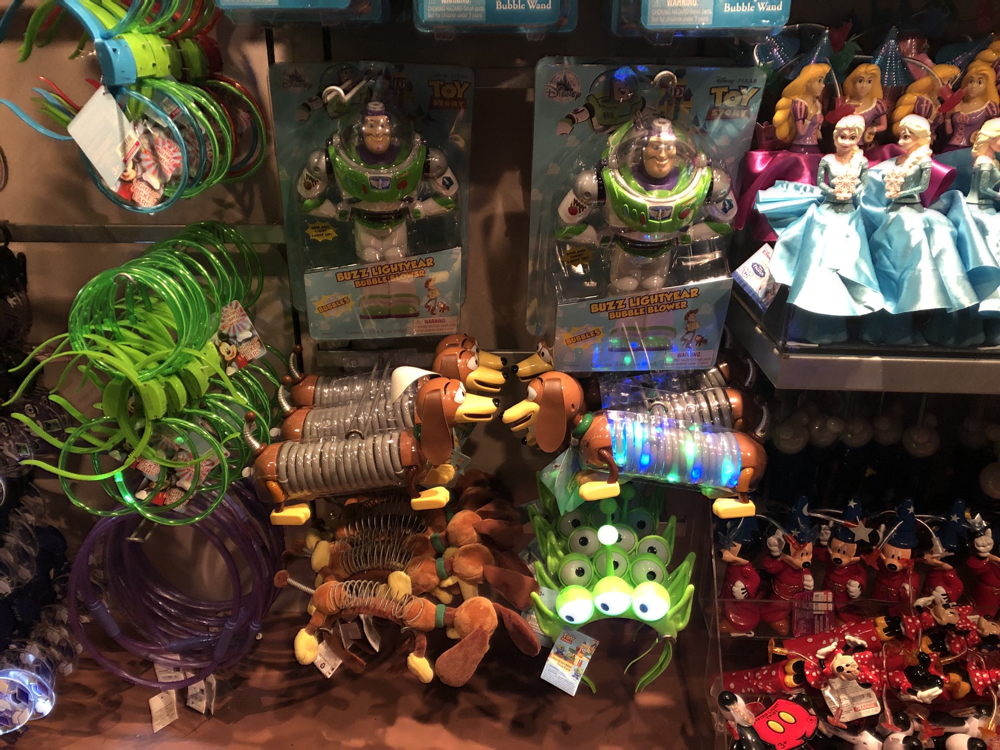 Buzz Lightyear Light-Up Bubble Wand – Toy Story