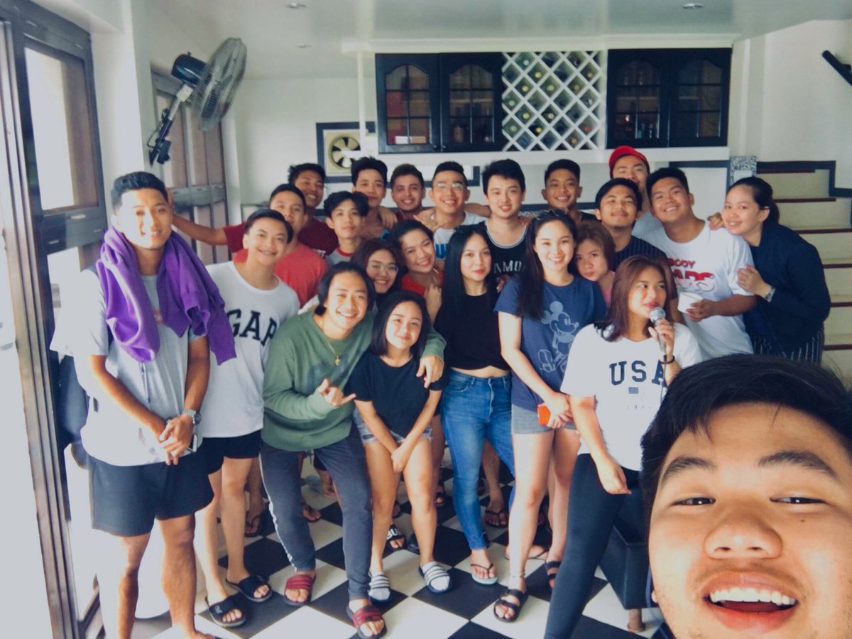 BDT_SanBeda's tweet image. It takes a family to build a home.

Turnover Rites 2018 is done! Always a good time with these people!

#RSSL