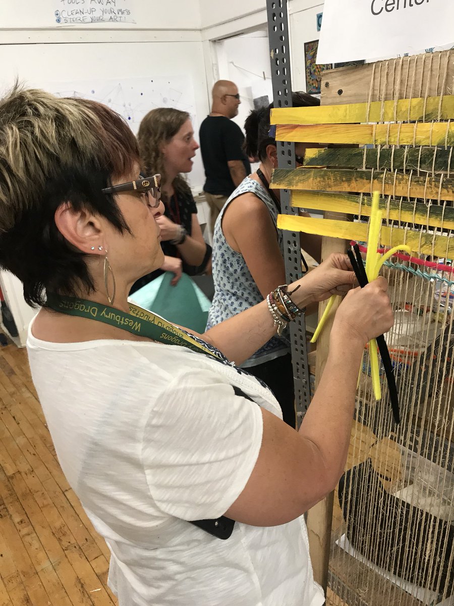 Another great thing about #TABInstitute ... #K12ed art teachers get down & go to town on their art! #arted #TABchat @twoducks #creativity @MassArt