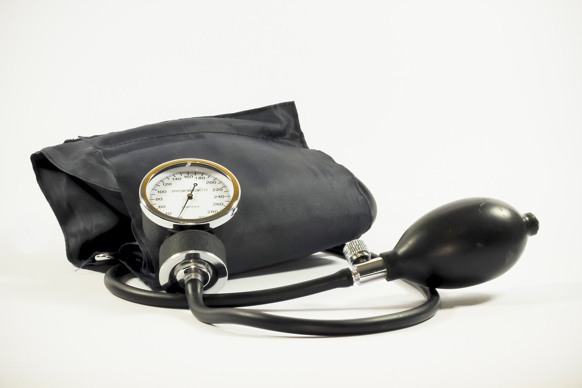 SBHealthCare's tweet photo. Study: 75% of black Americans have #hypertension by age 55 https://t.co/G5abVYTcpe #publichealth https://t.co/MFuvxuy3tU